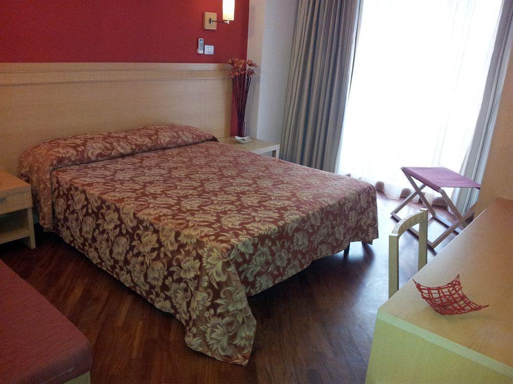 Catania Crossing B&B - Rooms & Comforts ภายนอก รูปภาพ