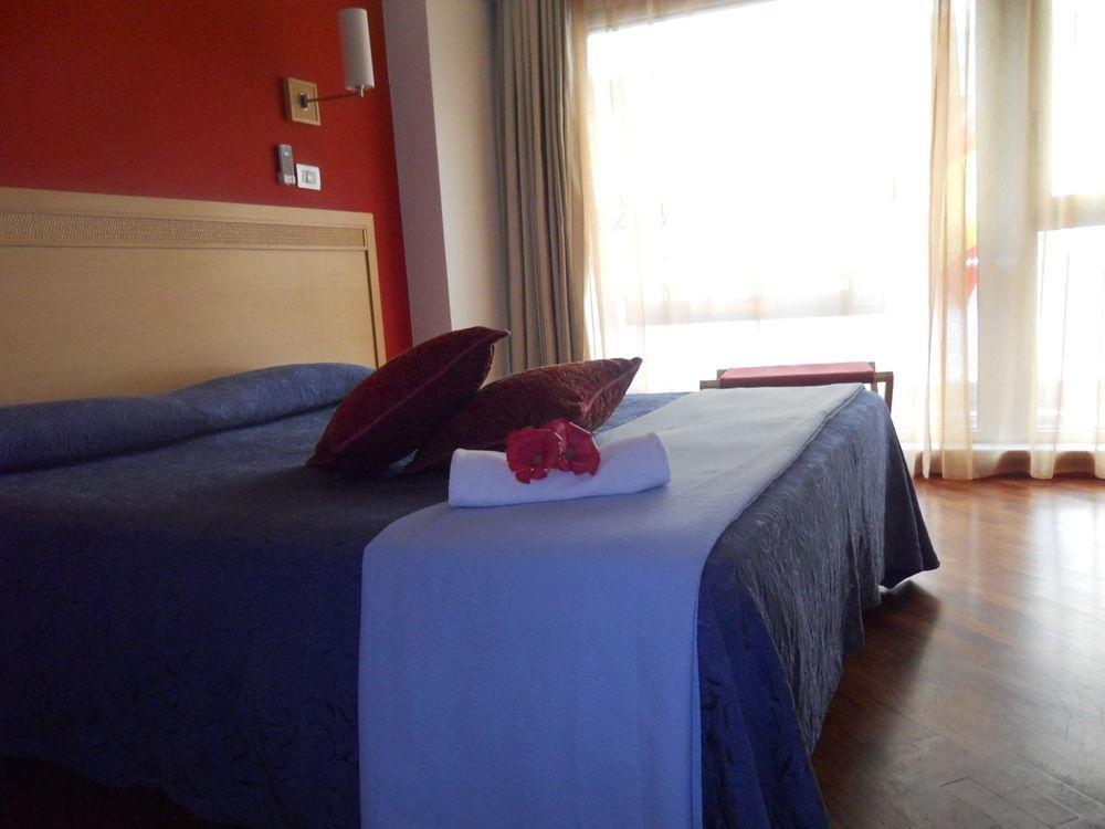 Catania Crossing B&B - Rooms & Comforts ภายนอก รูปภาพ