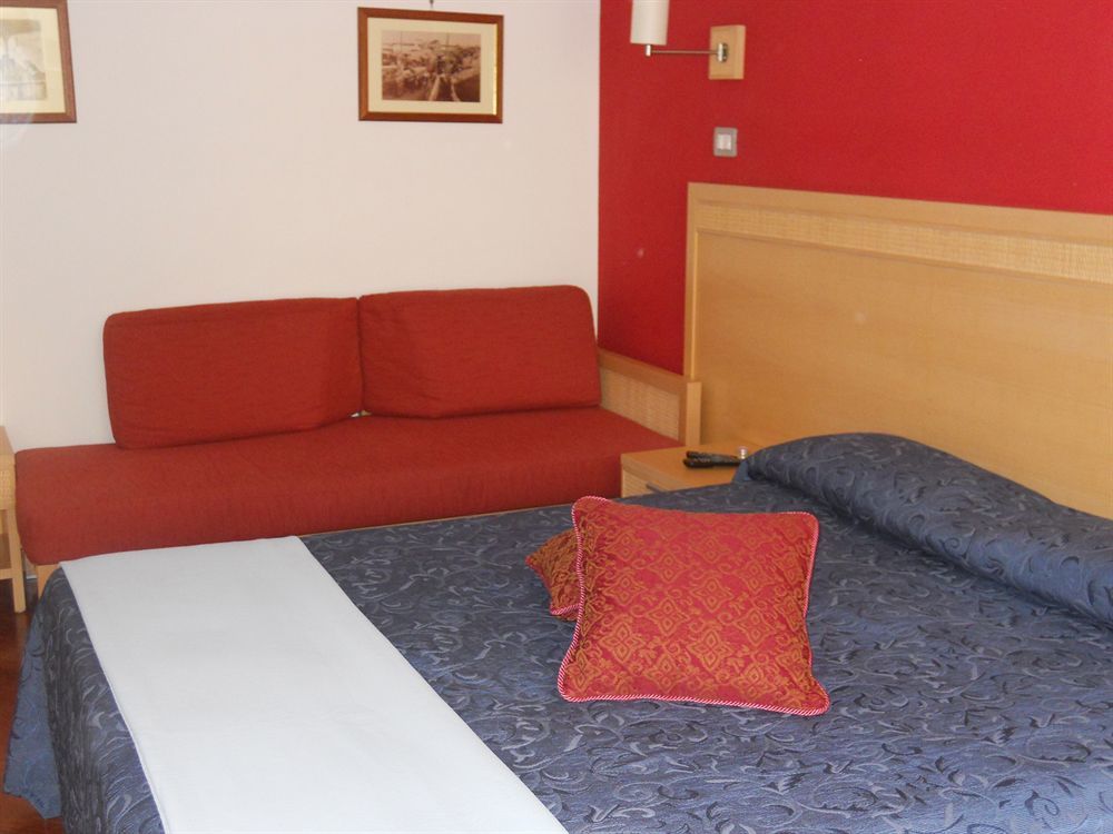 Catania Crossing B&B - Rooms & Comforts ภายนอก รูปภาพ