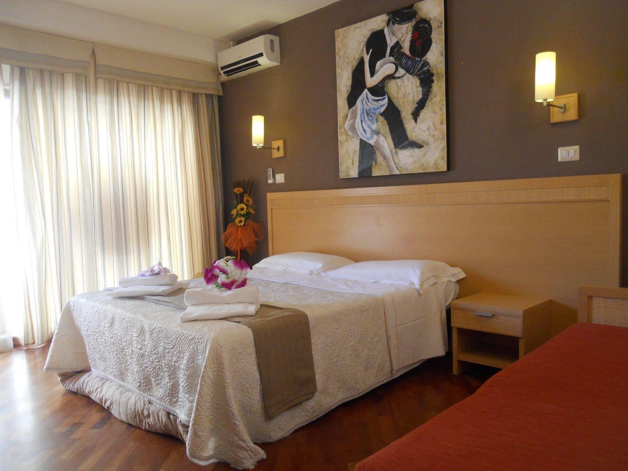 Catania Crossing B&B - Rooms & Comforts ภายนอก รูปภาพ